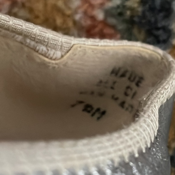 NWOT Vintage Silver Metallic Flat Mary Jane Leather Promenaders Dancing Shoes - Picture 6 of 12